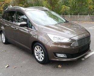 Ford Ford Grand C-Max 1,5TDCi/7SITZER/NAVI Gebrauchtwagen