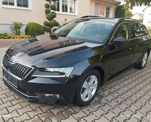 Skoda Skoda Superb Combi Ambition 1.8 TSI, Bi-Xenon, Nav Gebrauchtwagen