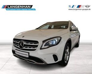 Mercedes-Benz Mercedes-Benz GLA 220 d LED AHK KLIMA NAVI PANO Gebrauchtwagen