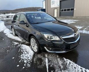 Opel Opel Insignia Sports 4x4 °ACC°AHK°NAVI°LEDER°XENON Gebrauchtwagen