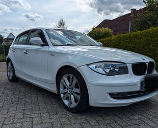 BMW BMW 120i Kette neu/Navi/Temp./PDC hinten Gebrauchtwagen