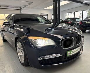 BMW BMW 750i xDrive M-Sportpaket HUD SD NAVI KAMERA AH Gebrauchtwagen