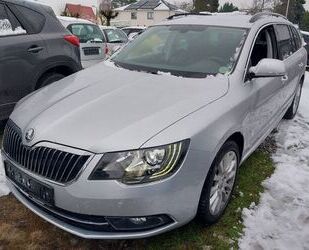 Skoda Skoda Superb Combi 2.0 TDI DSG Exclusive *NAV*XEN* Gebrauchtwagen