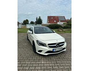 Mercedes-Benz Mercedes-Benz CLA 200 CDI Shooting Brake Schiebeda Gebrauchtwagen