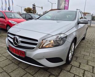 Mercedes-Benz Mercedes-Benz A 180 Automatik 54000km Leder Navi S Gebrauchtwagen