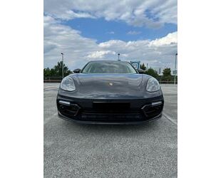 Porsche Porsche Panamera 4E-Hybrid Sport Turismo 1.Hand/Ga Gebrauchtwagen