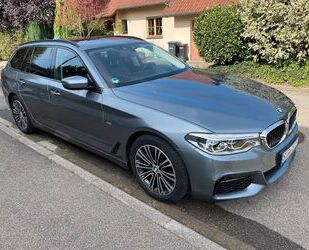 BMW BMW 540d xDrive TOUR - PANO - AHK - STANDHZG - 360 Gebrauchtwagen