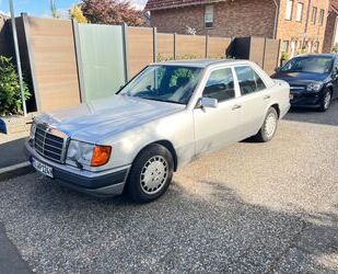 Mercedes-Benz Mercedes-Benz 300 D Gebrauchtwagen