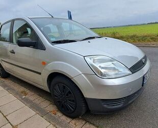 Ford Ford Fiesta 1.3 44 kW - gepflegt mit neuer Kupplun Gebrauchtwagen