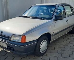 Opel Opel Kadett E 1,4 Limo, incl. H-Zulassung Gebrauchtwagen