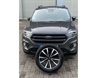 Ford Ford Kuga 2,0 TDCi 4x4 110kW ST-Line PowerShift S. Gebrauchtwagen