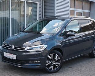 VW Volkswagen Touran 1.5 TSI Comfortline Pano ACC StH Gebrauchtwagen