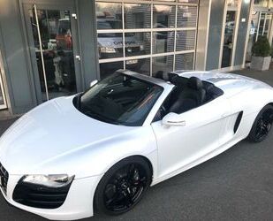 Audi Audi R8 Spyder 5.2 Quattro/Keramik/Kupplung NEU Gebrauchtwagen