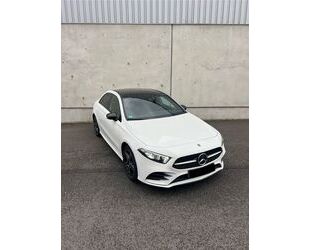 Mercedes-Benz Mercedes-Benz A 250 e AMG LINE PANO 1.Hand Gebrauchtwagen