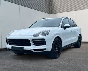 Porsche Porsche Cayenne S E-Hybrid Chrono AHK KAM PANO 21