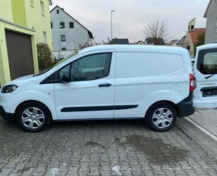 Ford Ford Transit Courier sehr gut gepflegt Gebrauchtwagen