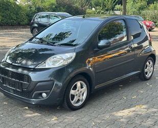 Peugeot Peugeot 107 1.0 Active*KLIMA*CD*8-FACH*TÜV/ASU NEU Gebrauchtwagen