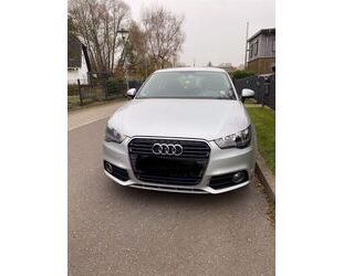 Audi Audi A1 1.6 TDI Attraction Attraction Gebrauchtwagen