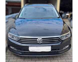 VW Volkswagen Passat 2.0 TDI DSG Highline AHK 190 PS Gebrauchtwagen