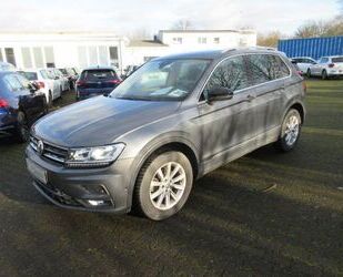 VW Volkswagen Tiguan IQ.DRIVE 2.0 TDI DSG 4MOTION NAV Gebrauchtwagen