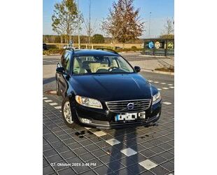 Volvo Volvo V70 D3 Momentum Geartronic Momentum Gebrauchtwagen