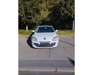 Renault Renault Megane Night & Day TCE 130 Night & Day Gebrauchtwagen