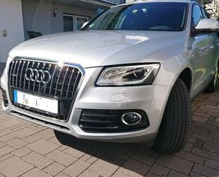 Audi Audi Q5 3.0 TDI quattro, V6 clean, AHK, Pano, Stdh Gebrauchtwagen