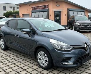 Renault Renault Clio IV *NAVI*R-SOUND-EFFECT*KLIMA*PDC* Gebrauchtwagen