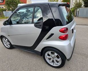 Smart Smart ForTwo coupé 1.0 52kW mhd pearlgrey pearlgre Gebrauchtwagen