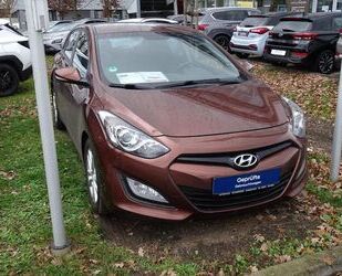 Hyundai Hyundai i30 1.4 GDi 6M/T Intro Edition 1.HAND/SCHE Gebrauchtwagen