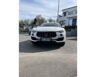 Maserati Maserati Levante Diesel 3.0 V6 202kW 4x4 Auto - Gebrauchtwagen