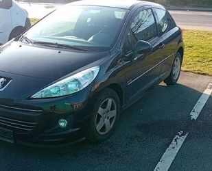 Peugeot Peugeot 207 Urban Style TÜV NEU! Gebrauchtwagen