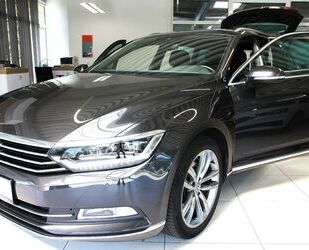 VW Volkswagen Passat Variant Highline/AHK/StHz/Navi/L Gebrauchtwagen