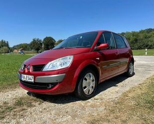 Renault Renault Scenic 2.0 16V Gebrauchtwagen