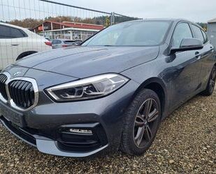 BMW BMW 118i Sport Line AHK DAB LED WLAN TEMPOMAT SHZ Gebrauchtwagen