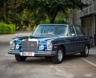 Mercedes-Benz Mercedes-Benz 300SEL 4.5 *Leder Pergament*Schiebed Gebrauchtwagen