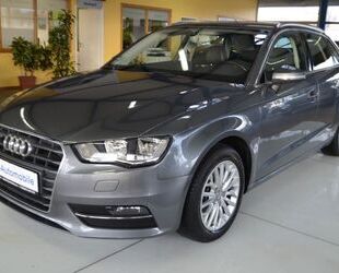 Audi Audi A3 Sportback Ambiente KLIMAAUTO./ TEMPOMAT / Gebrauchtwagen