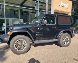 Jeep Jeep Wrangler / Wrangler Unlimited Sahara Top AHK. Gebrauchtwagen