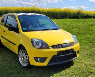 Ford Ford Fiesta 1,4 16V Champ Gebrauchtwagen