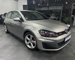 VW Volkswagen Golf VII Lim. GTI BMT Gebrauchtwagen