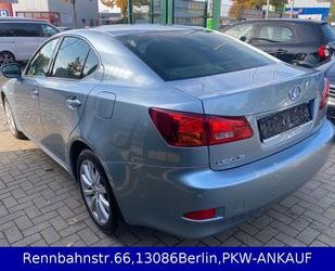 Lexus Lexus IS 220d !! Tüv-Neu !! Top !! Xenon/Leder !! Gebrauchtwagen