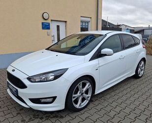 Ford Ford Focus ST-Line Sitzheizung PDC Klimaauto 8 fac Gebrauchtwagen