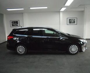 Ford Ford Focus Titanium Navi Xenon TÜV 02/2026 Gebrauchtwagen