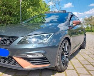 Seat Seat Leon 2.0 TSI CUPRA 4Drive DSG Sportstourer S. Gebrauchtwagen