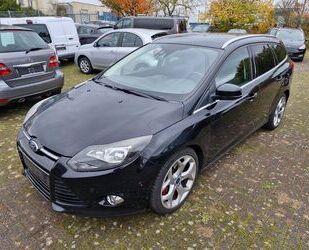 Ford Ford Focus Turnier Titanium Gebrauchtwagen