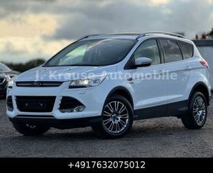 Ford Ford Kuga Titanium 4x4 Aut. Bi-Xenon Pano T-Leder Gebrauchtwagen