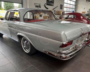 Mercedes-Benz Mercedes-Benz 250 W111 Coupé Rotes Leder, ANSCHAU Gebrauchtwagen