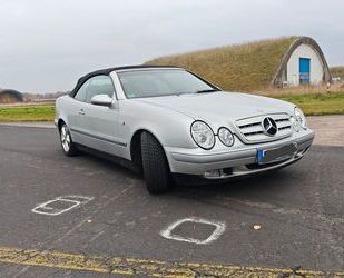 Mercedes-Benz Mercedes-Benz CLK 200 ELEGANCE Cabrio Gebrauchtwagen