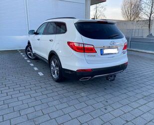 Hyundai Hyundai Grand Santa Fe 2.2 CRDi Premium 4WD Automa Gebrauchtwagen