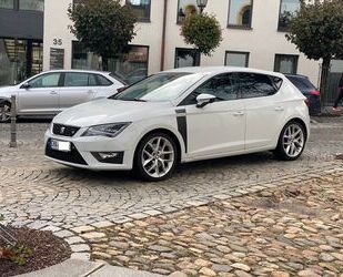 Seat Seat Leon 2.0 TDI FR LED|Alcantara|Carplay|AHK|Sta Gebrauchtwagen